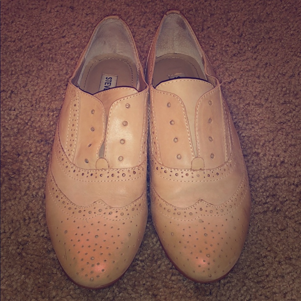 Steve Madden - Nude Oxfords